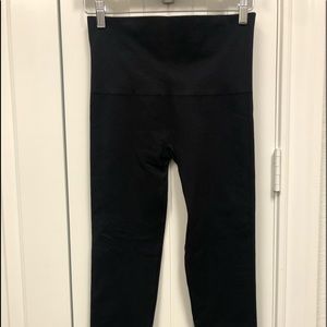 Spanx Black Nylon Ankle Leggings XL